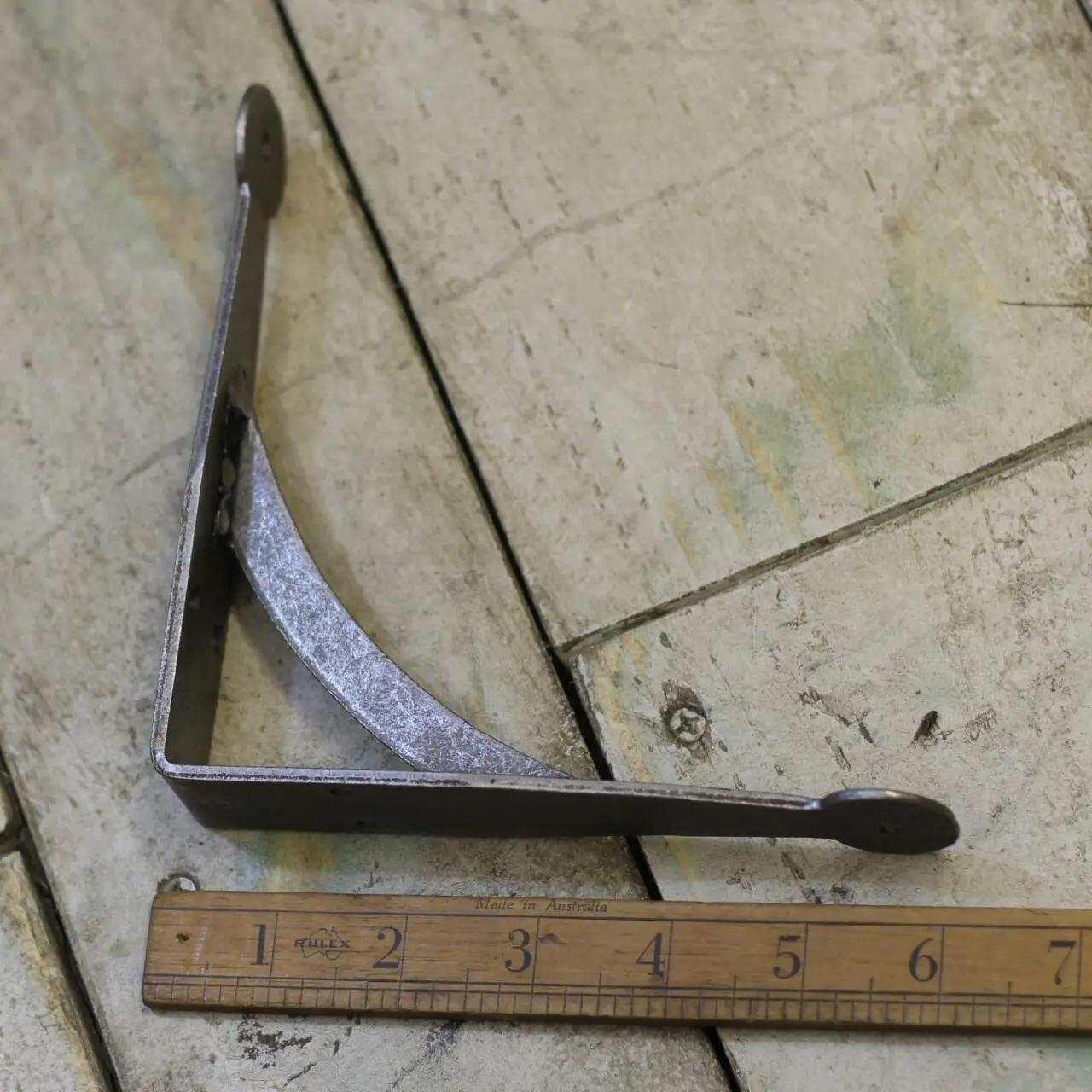 Shelf Bracket GALLOWS Hand Forged Penny End Antique Iron 150mm x 150mm