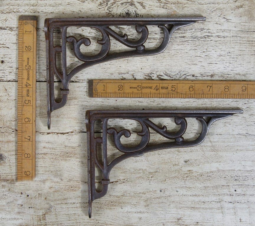 Shelf Bracket HERITAGE Cast Antique Iron 150mm x 225mm