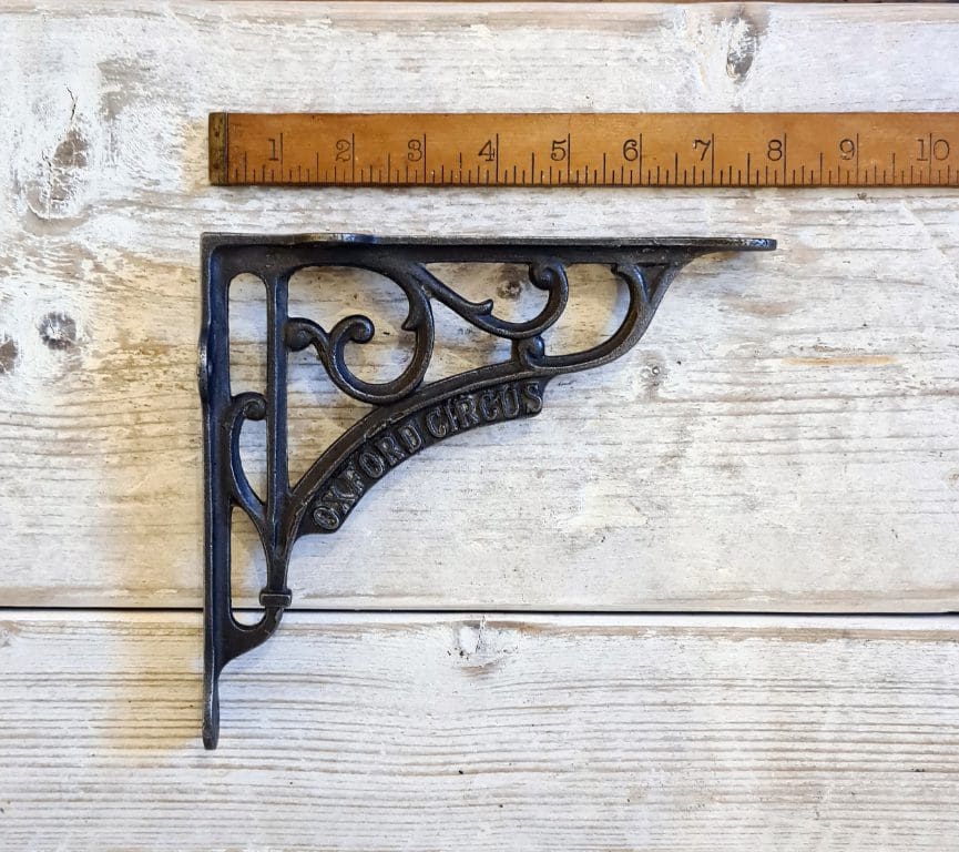 Shelf Bracket OXFORD CIRCUS Heritage Cast Antique Iron 178mm x 197mm